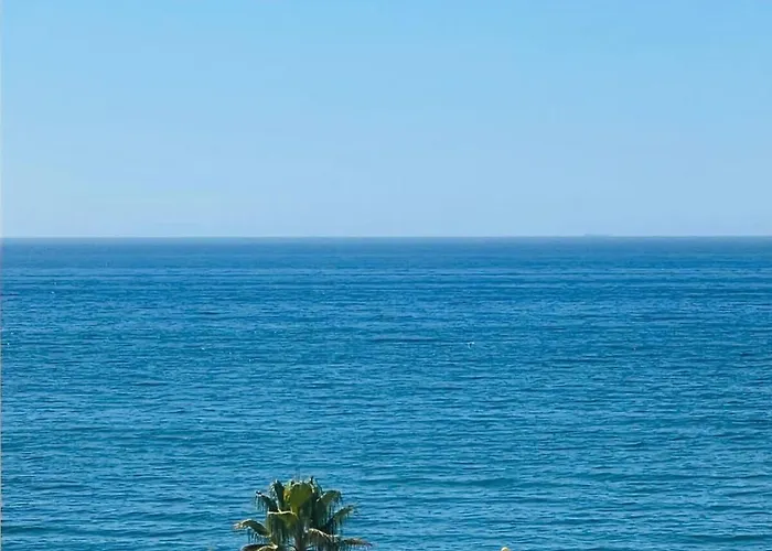 Apartment Torre De El Fuerte - Heart Of Marbella, Steps From The Marbella